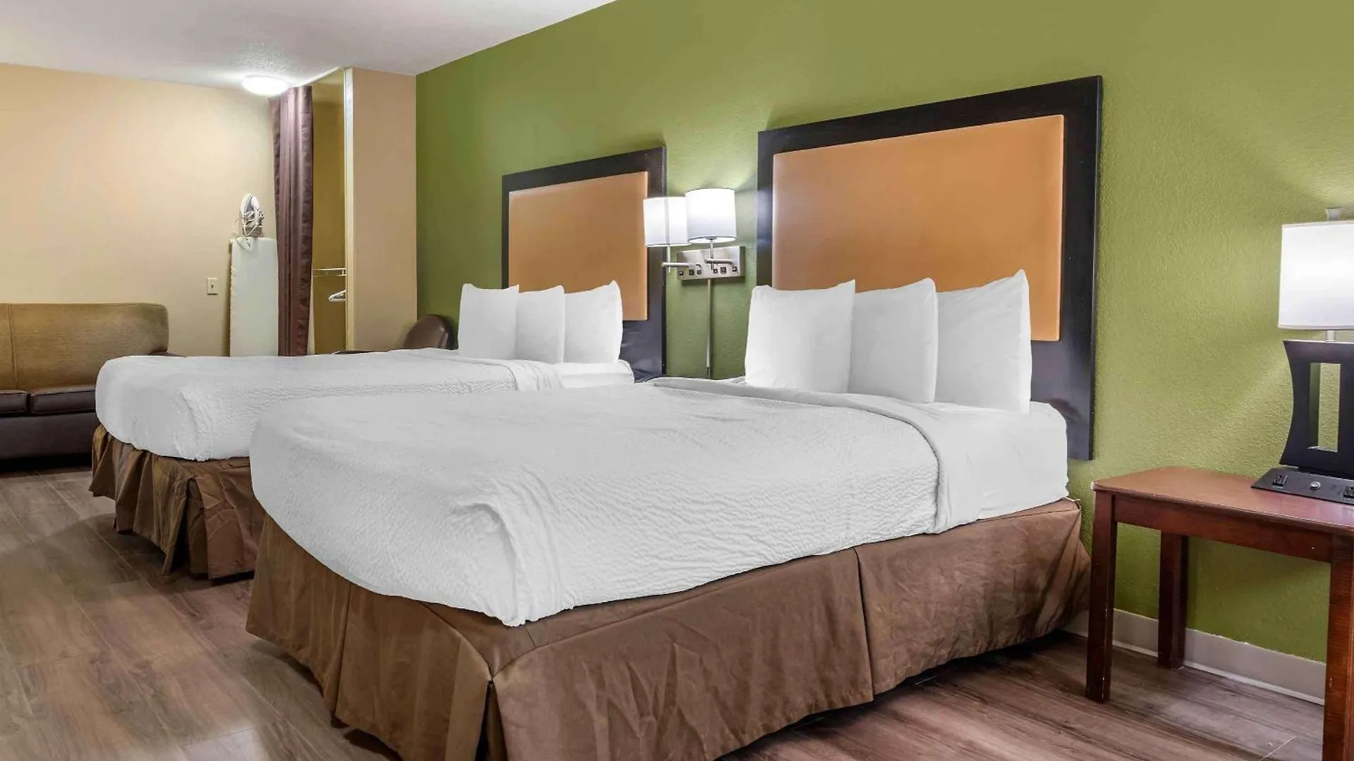 Extended Stay America Suites - Long Island - Bethpage Hotel