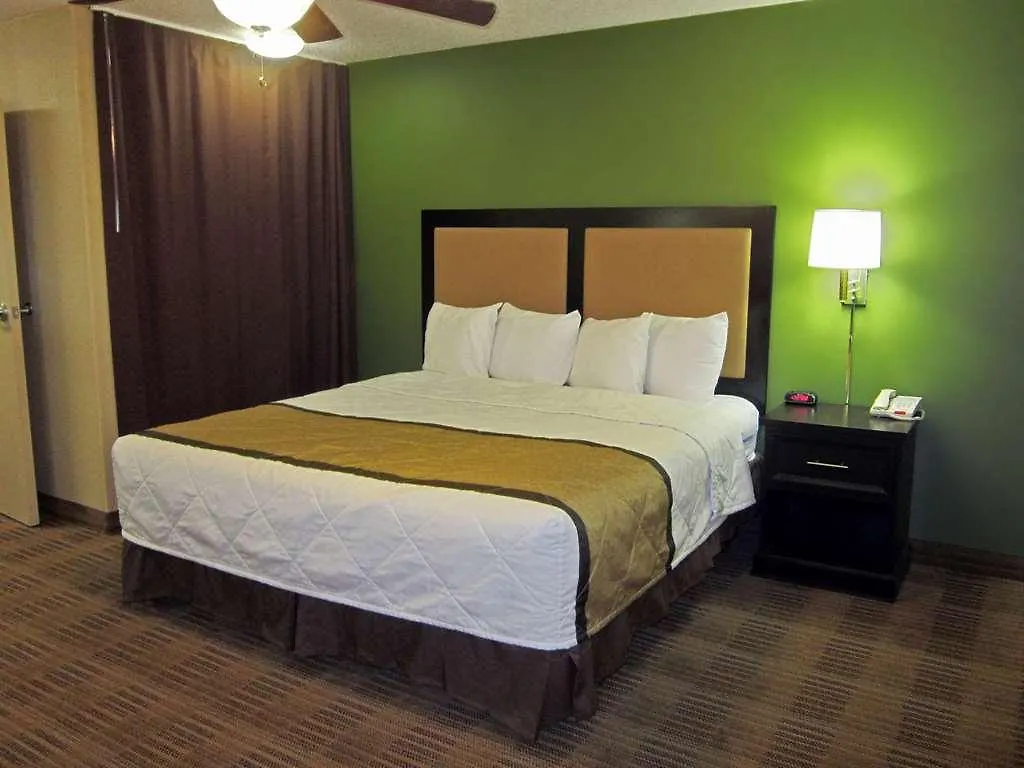 Extended Stay America Suites - Long Island - Bethpage