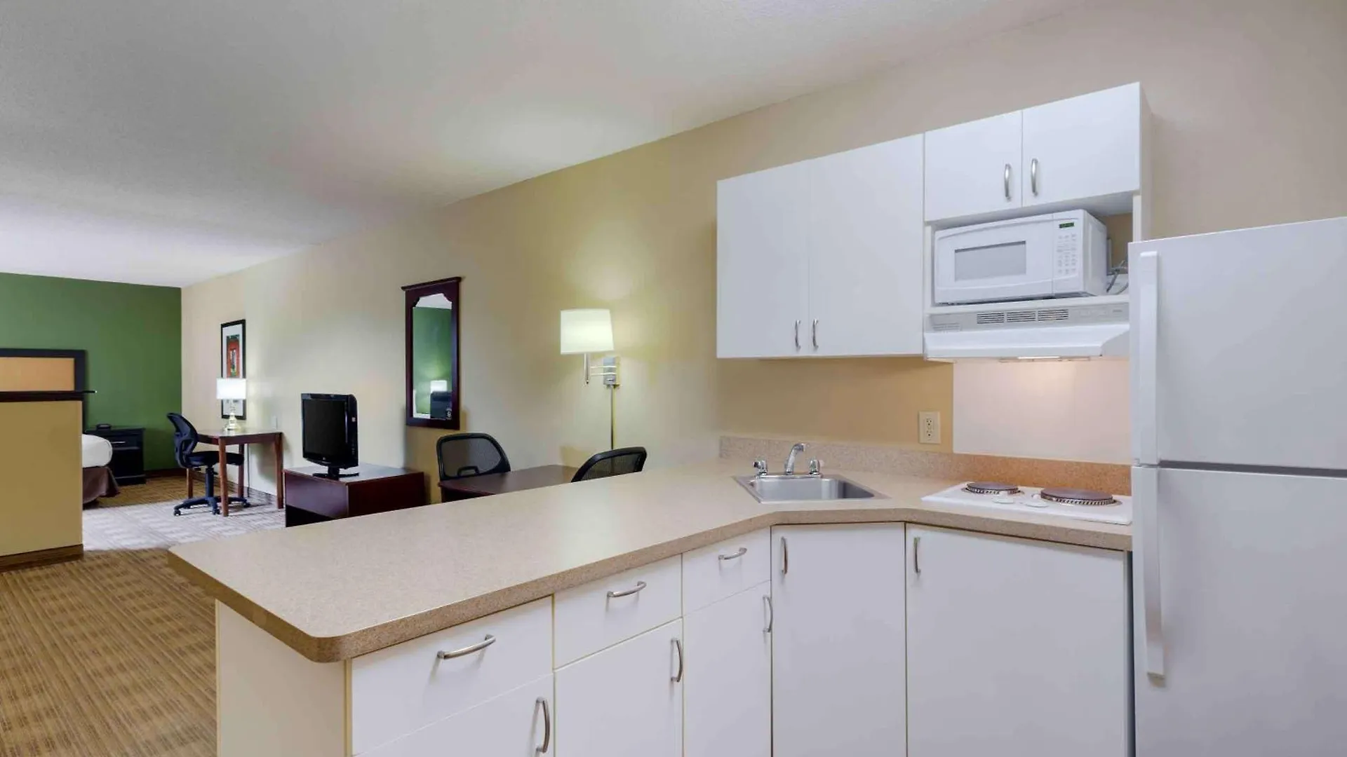 Extended Stay America Suites - Long Island - Bethpage Hotel