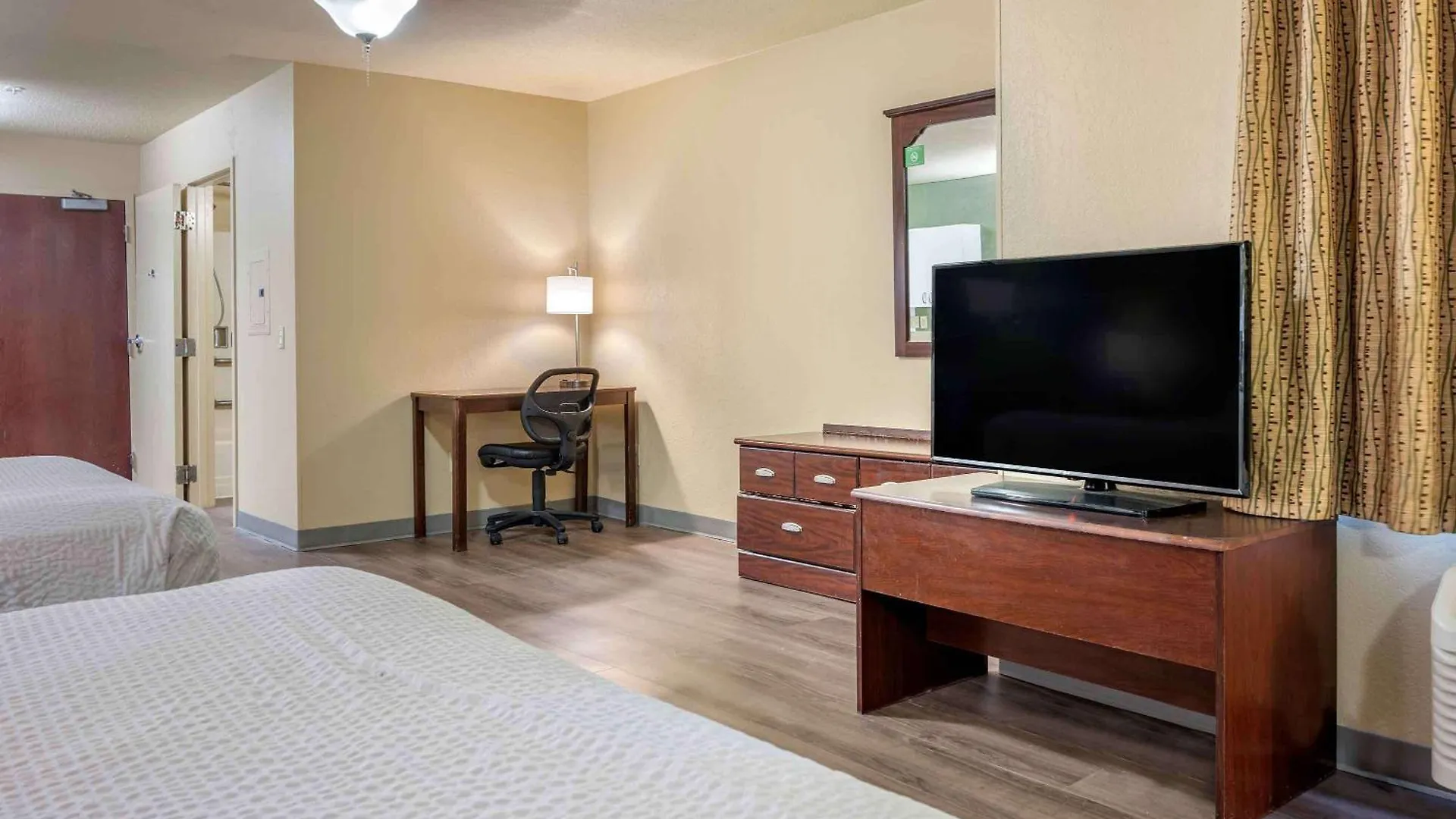 Extended Stay America Suites - Long Island - Bethpage 2*,