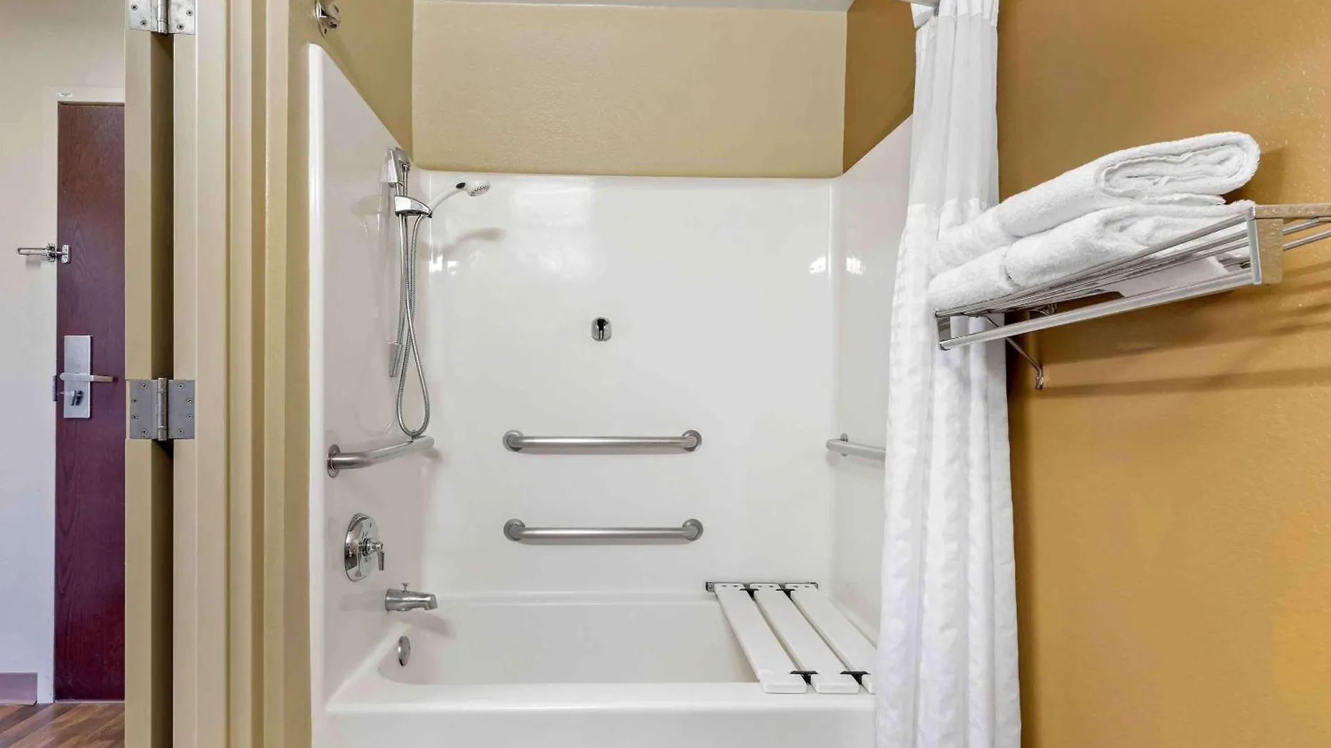 Extended Stay America Suites - Long Island - Bethpage