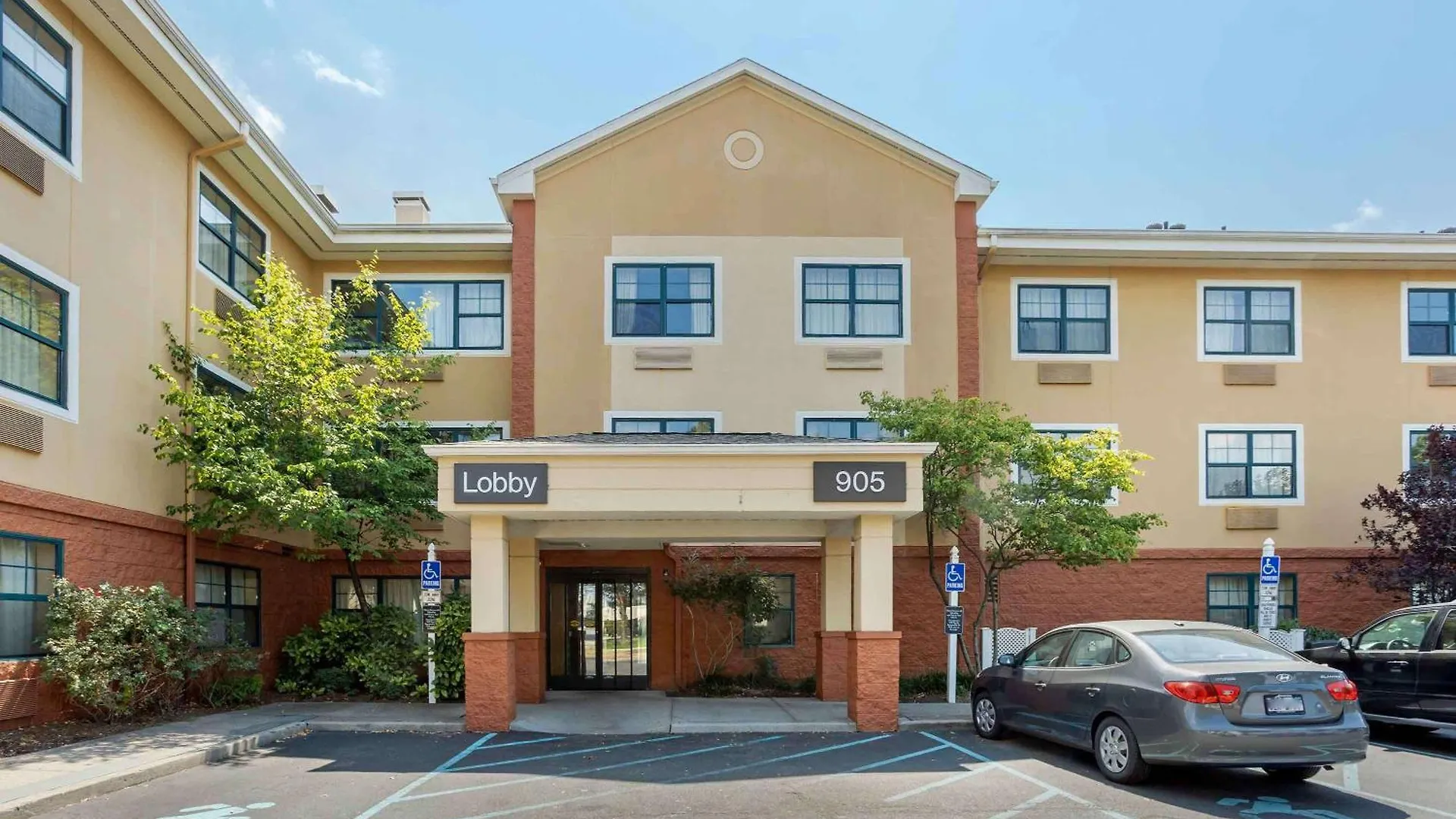 Extended Stay America Suites - Long Island - Bethpage