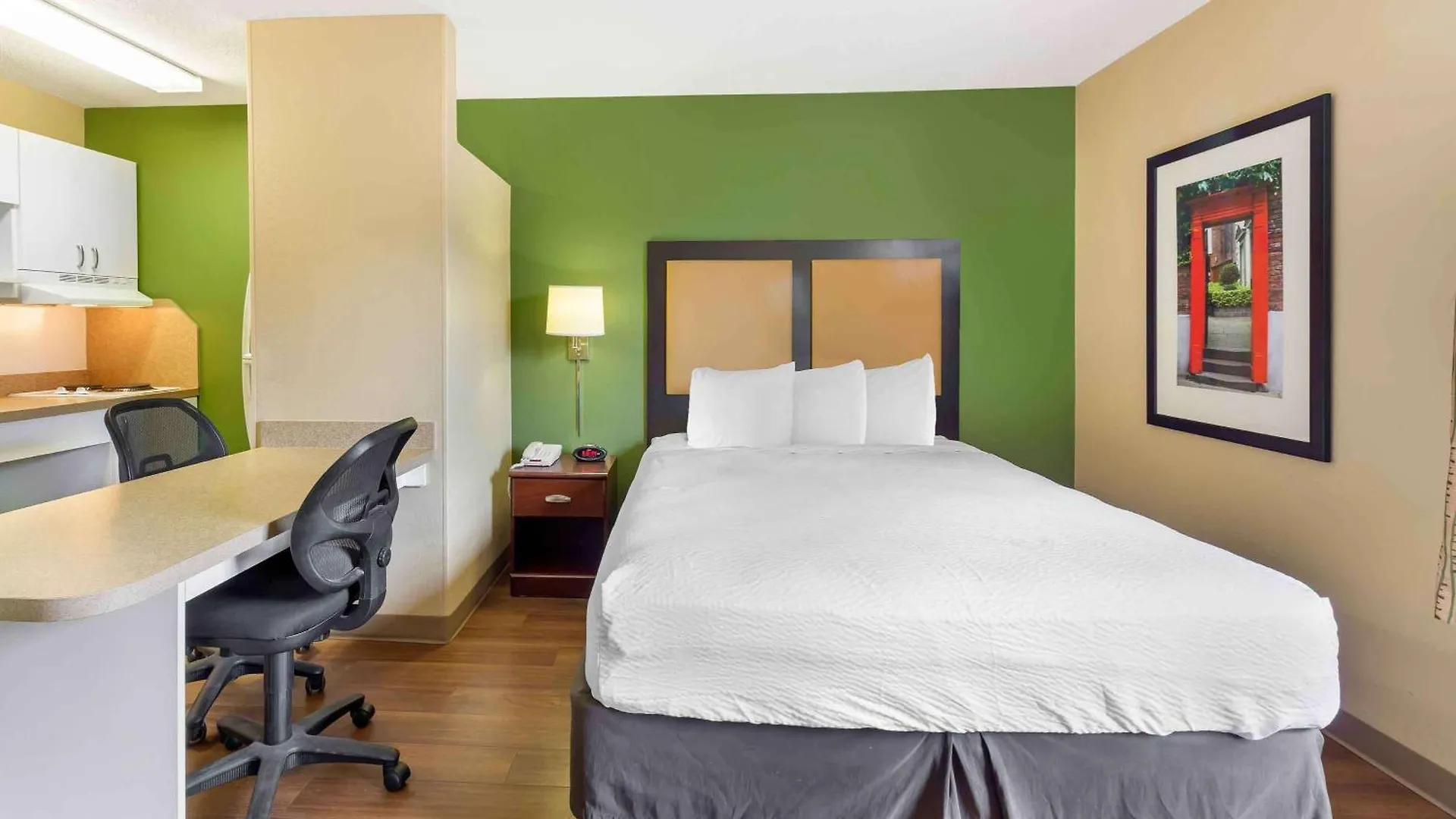 Extended Stay America Suites - Long Island - Bethpage Hotel