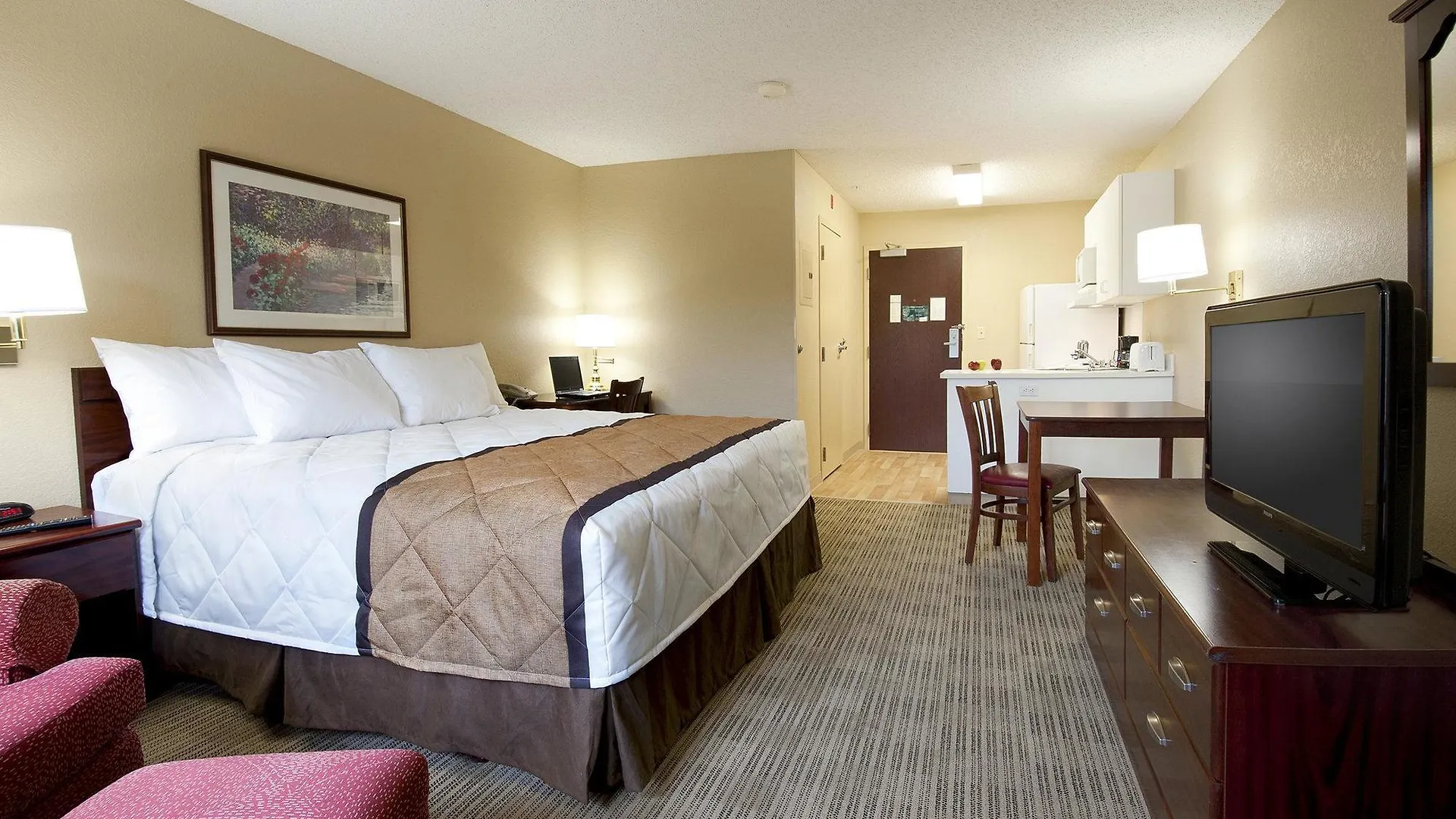 Extended Stay America Suites - Long Island - Bethpage Hotel